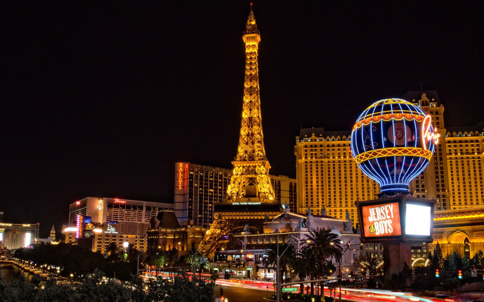 Eifelturm im Las Vegas Urlaub entdecken